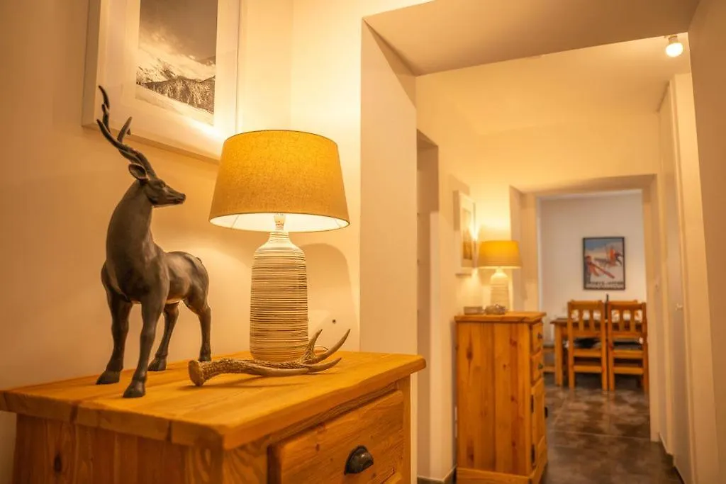 Apartment 3 Bed Apt,Central Location, Parking, Garden, 6 Pax Saint-Gervais-les-Bains France